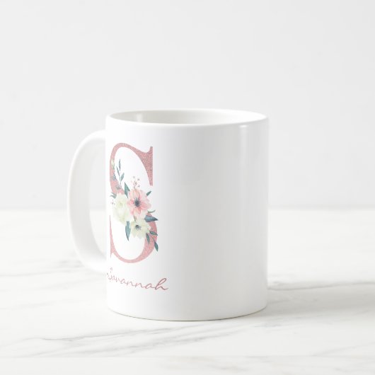 フローラレターSイニシャル – ピンクとアイボリーブーケ コーヒーマグカップ (正面左)