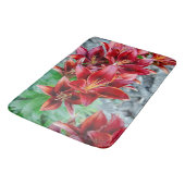 フローラレッドスターガーザーリリー写真 バスマット (アングル)