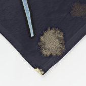 フローラヴィンテージ水の色：黒い背景 フリースブランケット (角)