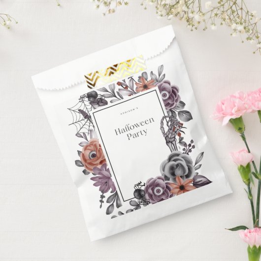 フローラ不気味ハロウィーン誕生日パーティーカード フェイバーバッグ (封をした状態)