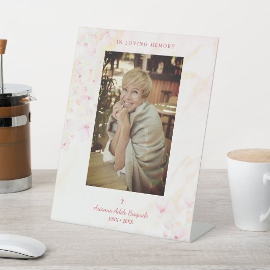 フローラ伝統的とエレガントピンクの写真葬儀 台座サイン (インサイチュ)