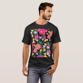 フローラ壁紙の大きな花のパターン Tシャツ (正面フル)