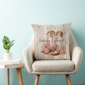 フローラ女性のカーボーイブーツアイボリーフェイクウッドパーソナライズされた クッション (椅子)