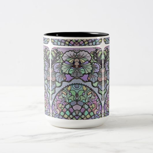 フローラ抽象芸術紫パンジーのモザイクパターン ツートーンマグカップ (中央)