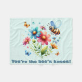 フローラ水彩モノグラムあなたはビーの膝 フリースブランケット (正面(横))