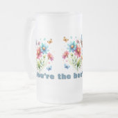 フローラ水彩モノグラムあなたはビーの膝 フロストグラスビールジョッキ (正面左)