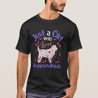 フローラ犬の女の子Newfoを愛する女の子 Tシャツ