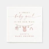 フローラ甘いベビーガールのクロースレインベビーシャワー スタンダードカクテルナプキン (正面)