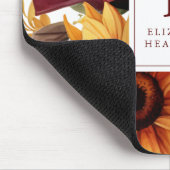 フローラ素朴ひまわりバーガンディーモノグラム マウスパッド (コーナー)