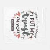 フローラ聖書の聖句アート「私はあなたを信頼する」 フリースブランケット (正面(横))