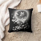 フローラ蝶の白黒ファンタジー クッション (ブランケット)