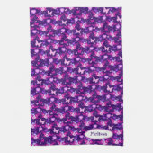 フローラ蝶ハートパープルピンク名前をカスタムする キッチンタオル (縦)