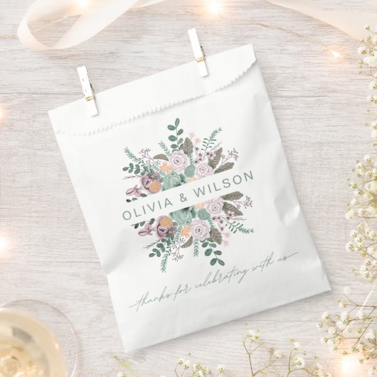 フローラ赤面ピンク結婚ユーカリ フェイバーバッグ (クリップ留めされた状態)