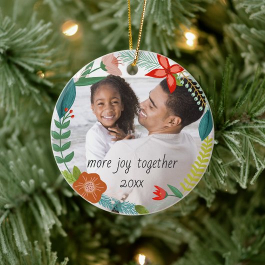 フローラ&パインリース | フルフォト | ホリデー セラミックオーナメント (ツリー)