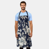 フローラ（青） エプロン (着用した状態)