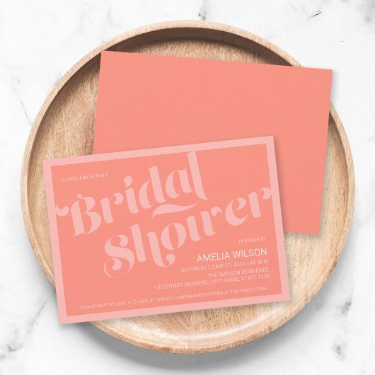 フローリッシュタイポグラフィコーラルサーモンブライダルシャワー 招待状