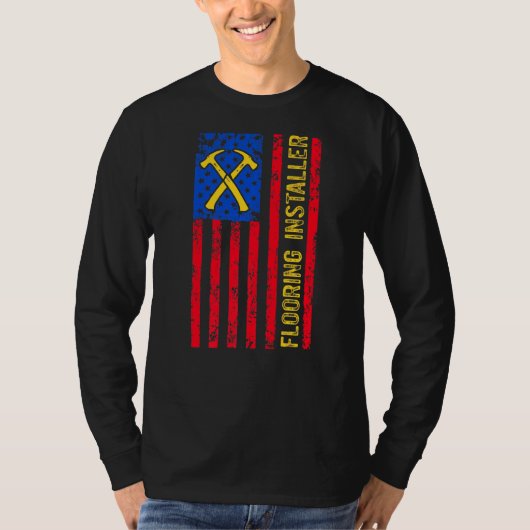 フローリングインストーラー請負業者の床据え付け_ Tシャツ (正面)