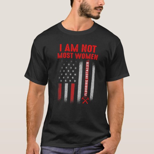 フローリングインストーラー請負業者の床据え付け_ Tシャツ (正面)