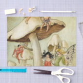 フローレンス・アンダーソンによるキノコの丘 薄葉紙 (クラフト)