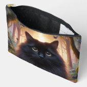 フワフワの美しい黒猫と金ゴールド眼 アクセサリーポーチ (見開き)