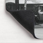 フードで結ばれるクリスマスツリーが付いている車 マウスパッド (コーナー)