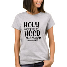 フードのヒントを持った神聖な