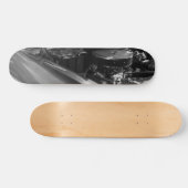 フードスケートボードの下で スケートボード (横)