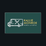 フードトラックのロゴ名刺 名刺<br><div class="desc">トレンディーフードトラックイラストレーションプロフェッショナル名刺 ハンターグリーンの背景に軽いグレーのフードトラックの輪郭。文字フォントスタイルと背景色を使用できます。</div>