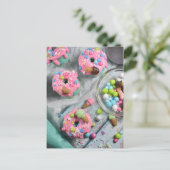 フードフォトグラフィー曇りピンクドーナツマカロン ポストカード (スタンド正面)