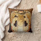 フード付きコブラのヘビ/編集可能火の燃えること! クッション (ブランケット)