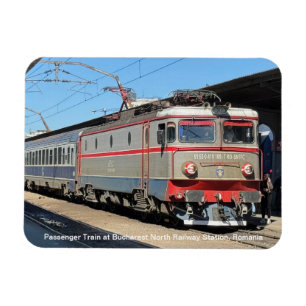 ブカレスト鉄道駅旅客列車 マグネット