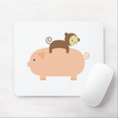 ブタのベビー猿の乗馬 マウスパッド (マウス)
