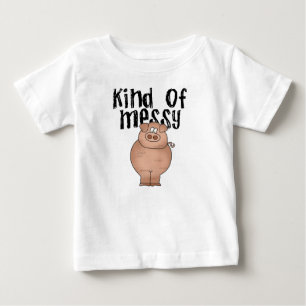 ブタの種類のきたないTシャツおよびギフト ベビーTシャツ