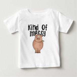 ブタの種類のきたないTシャツおよびギフト ベビーTシャツ