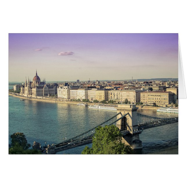 ブダペストの街並み (正面横)