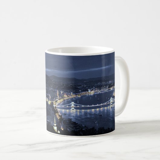 ブダペストハンガリー風光明媚なコーヒーマグお土産カップ コーヒーマグカップ (正面右)