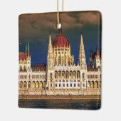 ブダペスト、ハンガリーのハンガリーの議会の建物 セラミックオーナメント (左)