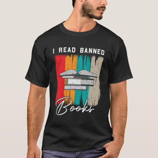 ブックリーダー読私は禁止された本を読み取った Tシャツ (正面)