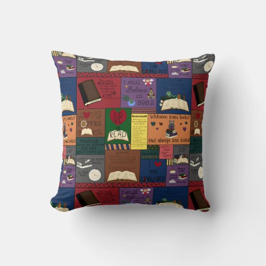 ブック·アディクト·コラージュ クッション (正面)