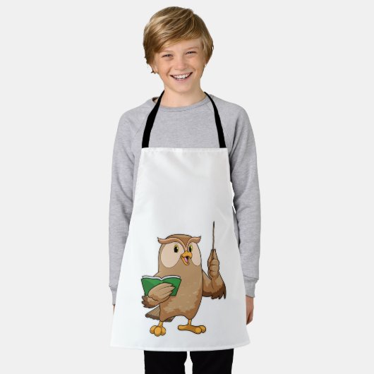 ブック&ポインタで先生としてのフクロウ エプロン (着用した状態)