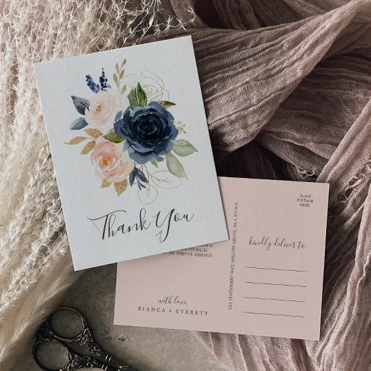 ブッシュとネイビーの花 | 白い感謝のポストカード ポストカード