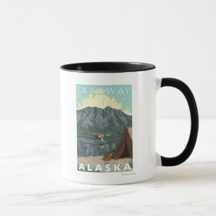 ブッシュの飛行機及び魚釣り- Skagway、アラスカ マグカップ