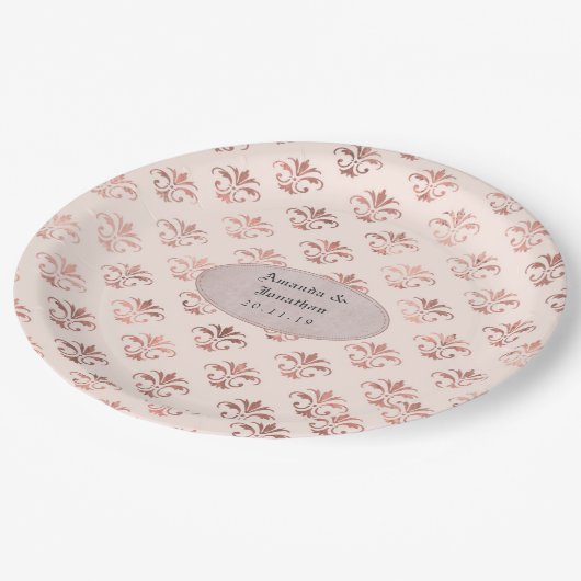 ブッシュピンクとローズゴールドのダマスク箔 ウェディング ペーパープレート (アングル)