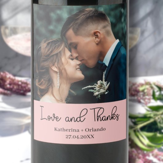 ブッシュピンクのエレガントな結婚式の愛と感謝の写真 ワインラベル