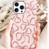 ブッシュピンクのボウモノグラム Case-Mate iPhoneケース