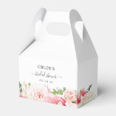  ブッシュピンクの芍薬の花を飾ったウェディングシャワーのお祝い フェイバーボックス (正面サイド)