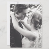 ブッシュピンクの葉のモノグラムの結婚式の披露宴の写真 招待状 (裏面)