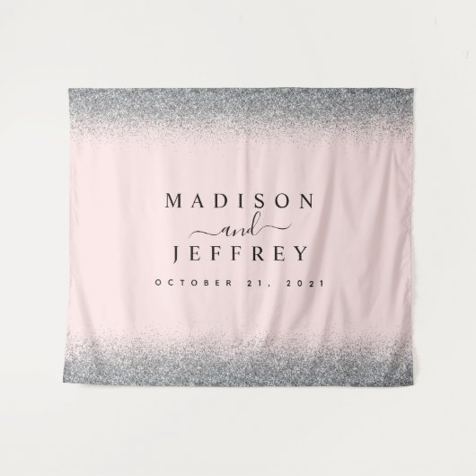 ブッシュピンク＆シルバーのグリッター結婚式の背景 タペストリー (正面(横))