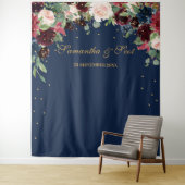ブッシュ バーガンディ ピンク ネイビー フラワー ボヘミア ウェディング タペストリー (インサイチュ)