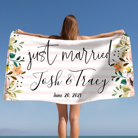 ブッシュ ローズ パーソナライズド ジャスト マリード フラワーズ ビーチタオル